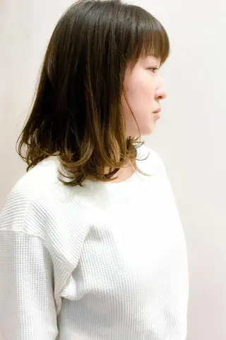 セミロング マンツーマンサロンtuuli薬院店所属・庄嶋 彩香のヘアスタイル