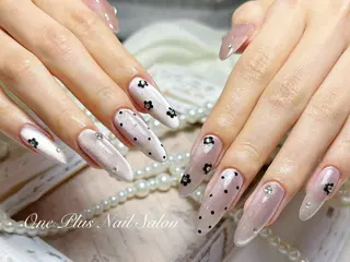 ネイル One plus StudioNailのネイルデザイン