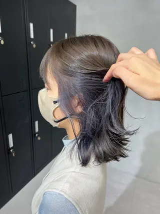 ミディアム カラー 小森聖奈 韓国風レイヤーカットのヘアスタイル