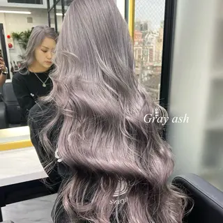 ロング カラー シールエクステ特化 ハイトーン、NANAのヘアスタイル