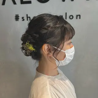 セミロング カラー パーマ ヘアアレンジ アイブロウ 隠れ家サロンso you所属・yukimi .のヘアスタイル