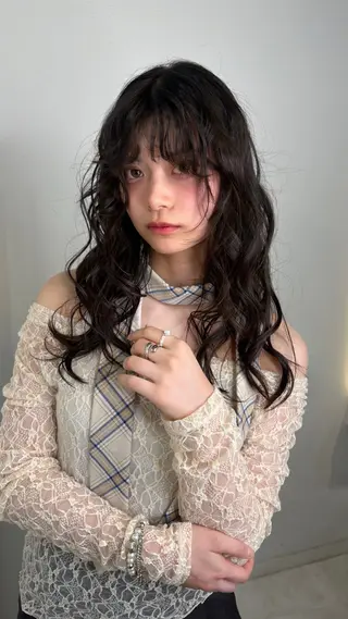 ロング たけもと みさきのヘアスタイル