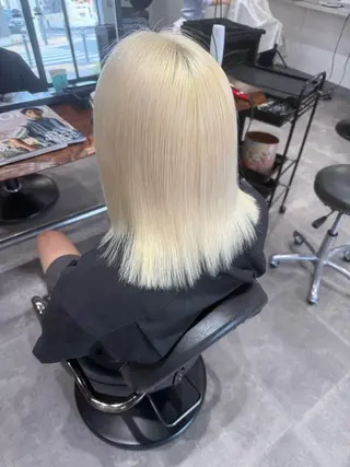 ミディアム 篠崎 佑季のヘアスタイル