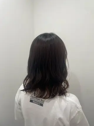 ミディアム HUE所属・西能 心音のヘアスタイル