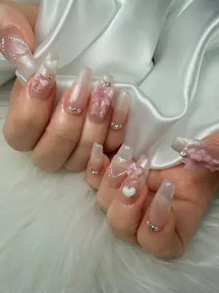 ネイル ゴテゴテ💙ワンホン リオナのネイルデザイン