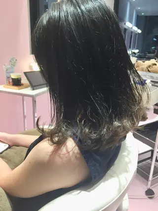 ミディアム 所渉/韓国レイヤー /ウルフカットのヘアスタイル