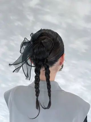 セミロング ヘアアレンジ Maho ブリーチモデル募集中のヘアスタイル