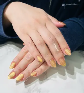 ネイル snowlit所属・SNOW LITのネイルデザイン