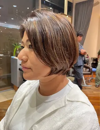 ショート ｼｮｰﾄｶｯﾄ 梅田 山下　すみれのヘアスタイル