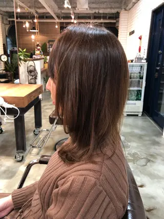 セミロング 村上 真依子のヘアスタイル