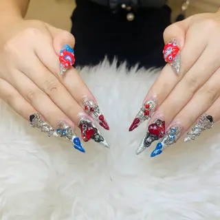 ネイル Naomi Nailのネイルデザイン