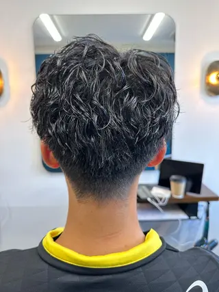 ショート パーマ メンズ 守屋 寿哉のヘアスタイル