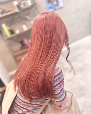 ロング ブリーチ特化🎖️ピ ンクカラー高橋さやかのヘアスタイル