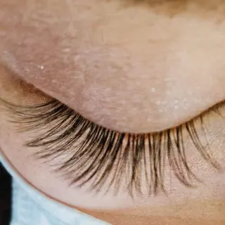 マツエク・マツパ ASPILEAF所属・アスピリーフ さとみのマツエク・マツパデザイン