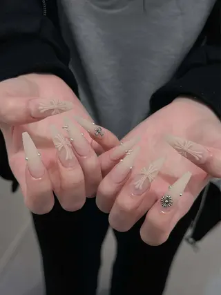 ネイル Julli NailStudioのネイルデザイン