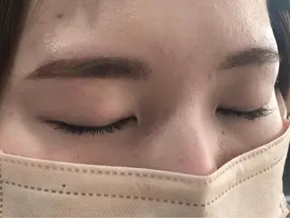 マツエク・マツパ アイブロウ ETERNO小山店 野崎の眉毛・アイブロウイメージ