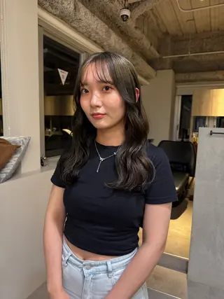 ロング SARA 【大阪梅田】のヘアスタイル