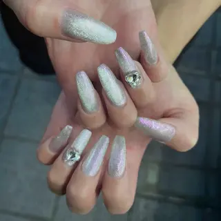 ネイル nailsalon Leu🖤Meiのネイルデザイン