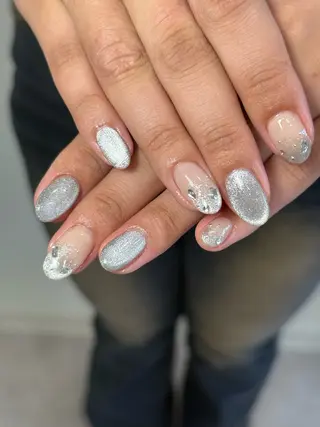 ネイル neouv所属・NEOUV_ mikuのネイルデザイン