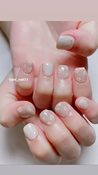 ネイル JINI NAIL所属・ジニ ネイルのネイルデザイン