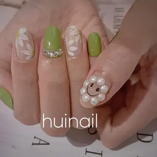 ミディアム めぐみのネイルサロン 惠のネイルデザイン