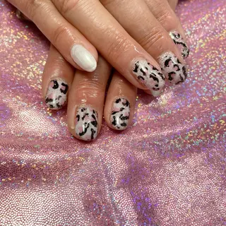 ネイル Nail Salon & MORE.のネイルデザイン