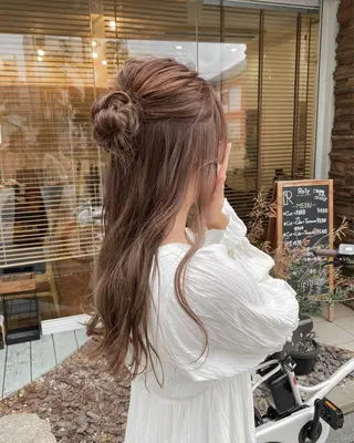 カラー 髙井 麻帆のヘアスタイル