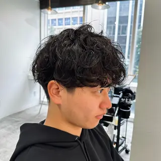 ショート パーマ メンズ 【似合わせ、垢抜け ヘア】KAEDEのヘアスタイル