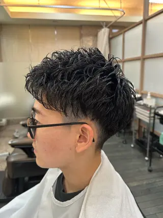 ショート メンズ タカハシ タクミのヘアスタイル