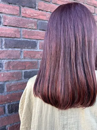 セミロング カラー 美容しょうへいの店所属・吉川 茉由子のマツエク・マツパデザイン