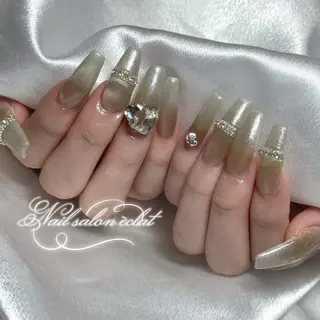 ネイル éclat ⸝꙳.⋆ 栄｜久屋大通のネイルデザイン
