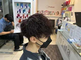 ショート パーマ メンズ 韓国風メンズ/毛流れ ヘアなら須田龍世のヘアスタイル
