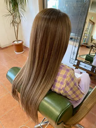 ロング カラー 石井 佑樹のヘアスタイル