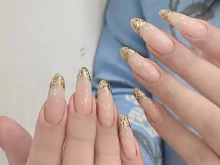 ネイル Nailsalon Graciasのネイルデザイン
