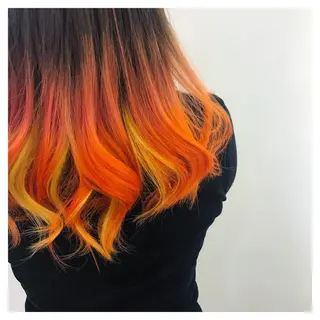 セミロング カラー ﾊｲﾄｰﾝ/ｼｮｰﾄ 村上淳乃🐥のヘアスタイル