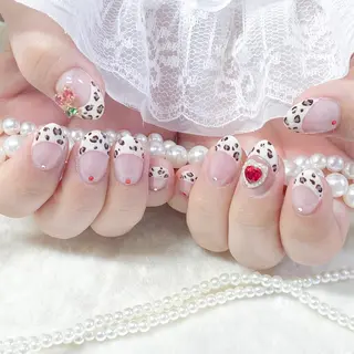 ネイル Kanako 💫のネイルデザイン