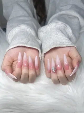 ネイル Lee Nails チップ長さだし専門店のネイルデザイン