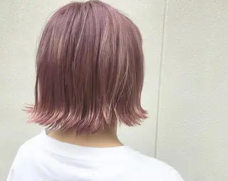 ショート カラー ブリーチ、パーマ 西部笑のヘアスタイル