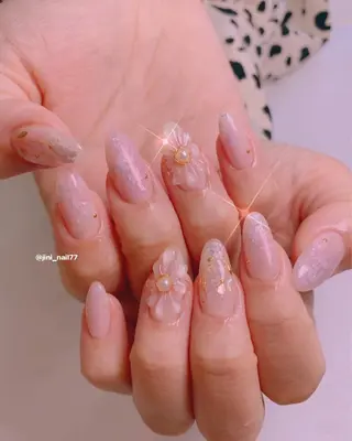 ネイル JINI NAIL所属・ジニ ネイルのネイルデザイン
