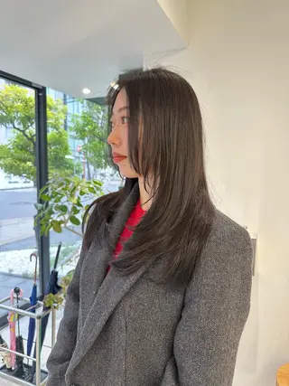 セミロング M所属・ハイトーン/透け感 カラー🎀真香のヘアスタイル