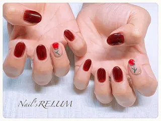 ネイル THECOLORS所属・近貞 莉奈のネイルデザイン