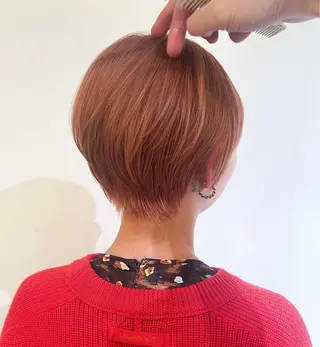 ショート ブリーチカラー🎀 韓国風/寺門美優のヘアスタイル