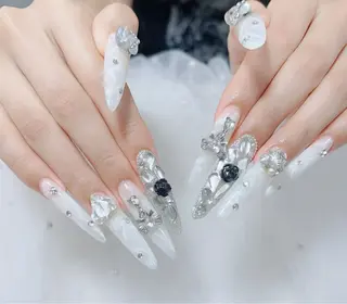 ネイル YK 美学院のネイルデザイン