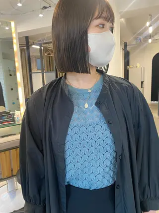 ショート カラー センターパート/ 暖色カラーayuのヘアスタイル