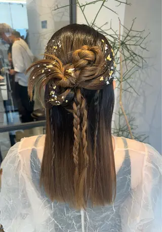 ヘアアレンジ 透明感カラー✨艶髪 制作🌱山根あゆみのヘアスタイル