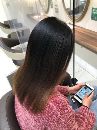 セミロング パーマ little広島所属・縮毛矯正/髪質改善 予約はリクエストからのヘアスタイル