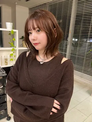 ミディアム カラー kchiara所属・yura /レイヤーカットのヘアスタイル