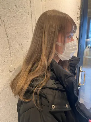 セミロング カラー hisano / ハイトーン･透明感のヘアスタイル