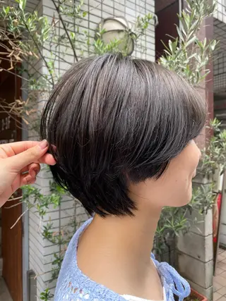 ショート カラー ベージュ/アレンジ /横浜/杉本千夏のヘアスタイル