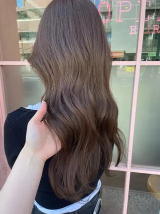 ロング irwi所属・Ebihara Satomiのヘアスタイル